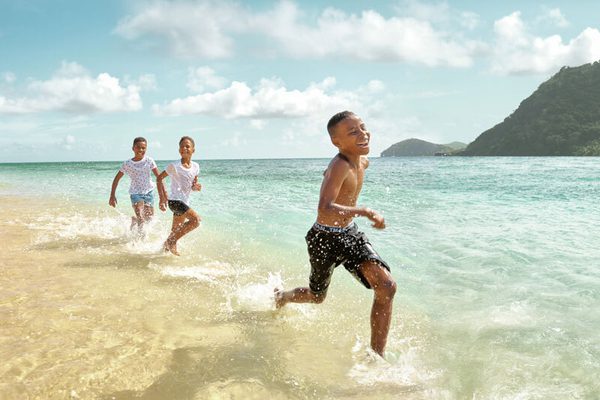 Happiness kids hero landscape 1 Fiji December Happiness kids hero landscape 1 Fiji December