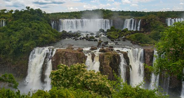 Iguazu Falls Argentina min