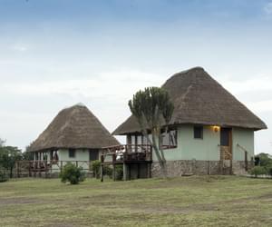 Ihamba Lakeside Safari Lodge Chalets