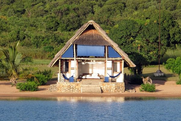 Lake Shore Lodge Beach Chalet Lake Shore Lodge Beach Chalet