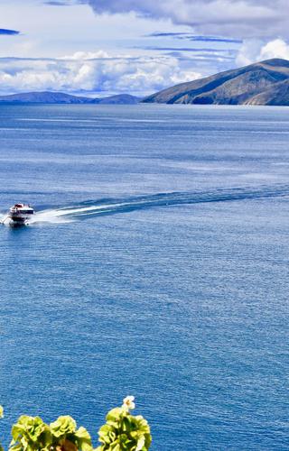 Titicaca Feb 27 20176000 19