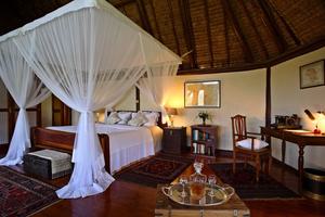 Saruni Mara Traditional Bedroom