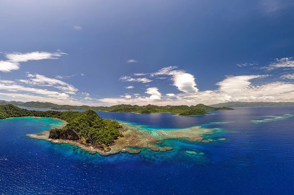 Matangi island resort fiji aerial view of island jpg Matangi island resort fiji aerial view of island jpg