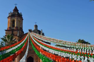 Church decorations Mexico min