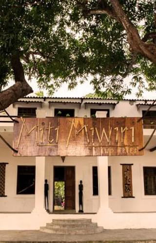 Miti Miwiri Lodge Entrance