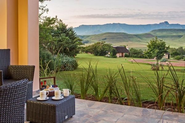 Montusi Mountain Lodge Veranda View Montusi Mountain Lodge Veranda View