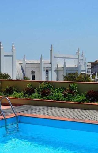 Pestana Rovuma Hotel In Maputo Pool