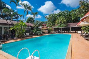 Relais Des Plateaux Pool Relais Des Plateaux Pool