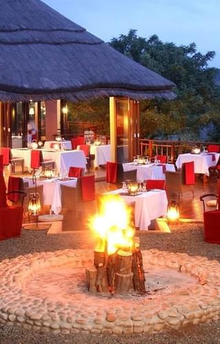 Thanda Safari Lodge Boma