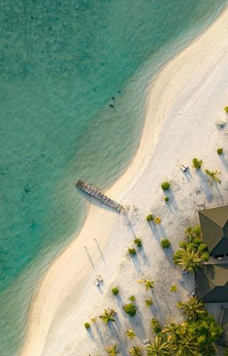 Beach in Maldives Canva Pro
